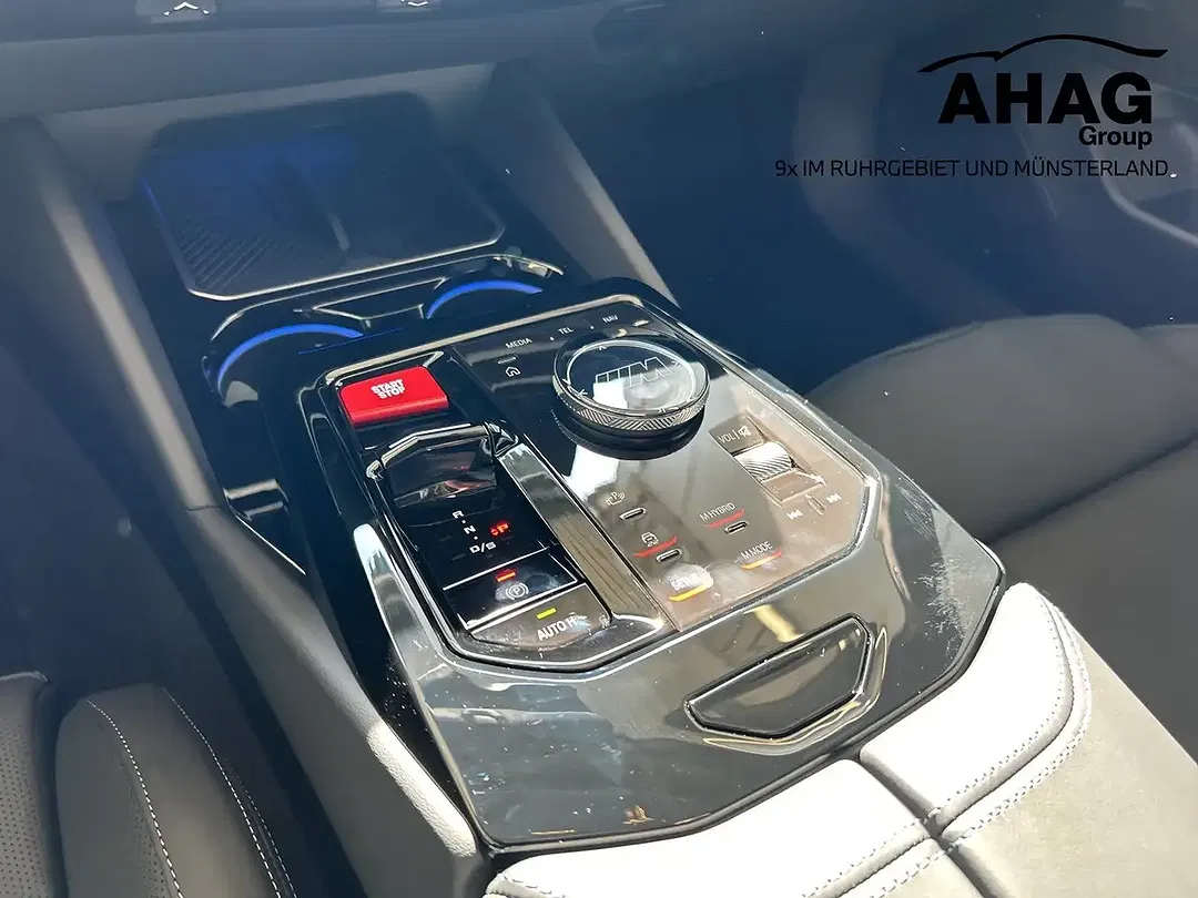 BMW M5 M Touring - Thumbnail 10