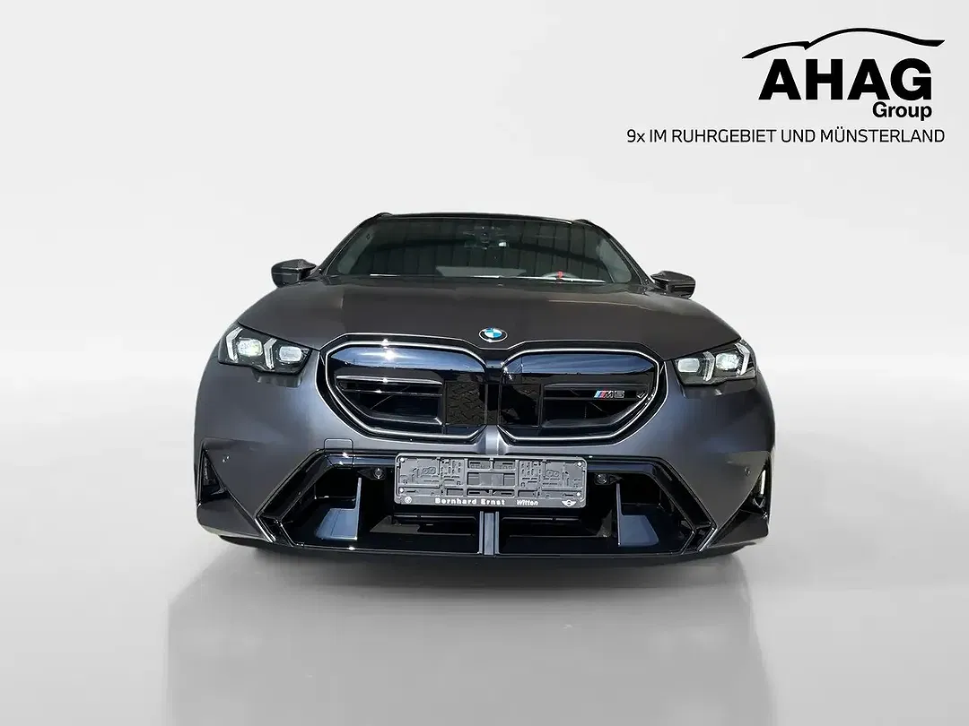 BMW M5 M Touring - Thumbnail 2