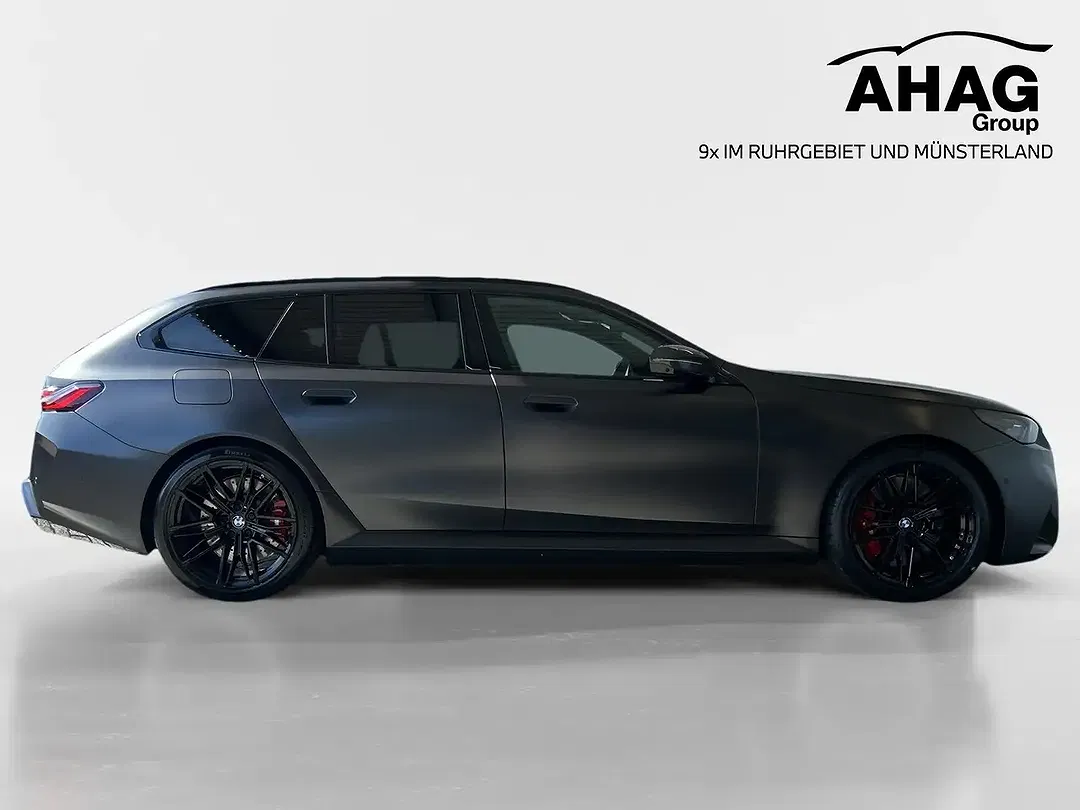 BMW M5 M Touring - Thumbnail 3