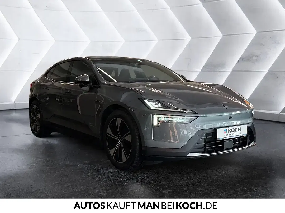 Polestar 4 Long Range Pilot Plus - Thumbnail 6