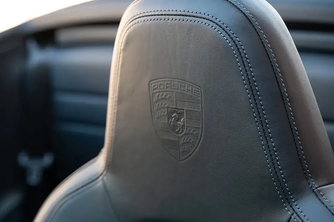 Porsche 991 Sport Chrono Cabriolet - Thumbnail 9
