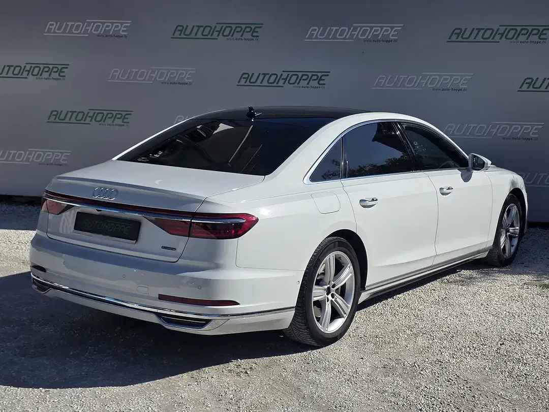 Audi A8 60 TFSI e quattro - foto 2