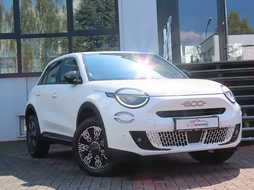 Fiat 600 1.2 Hybrid - foto 1