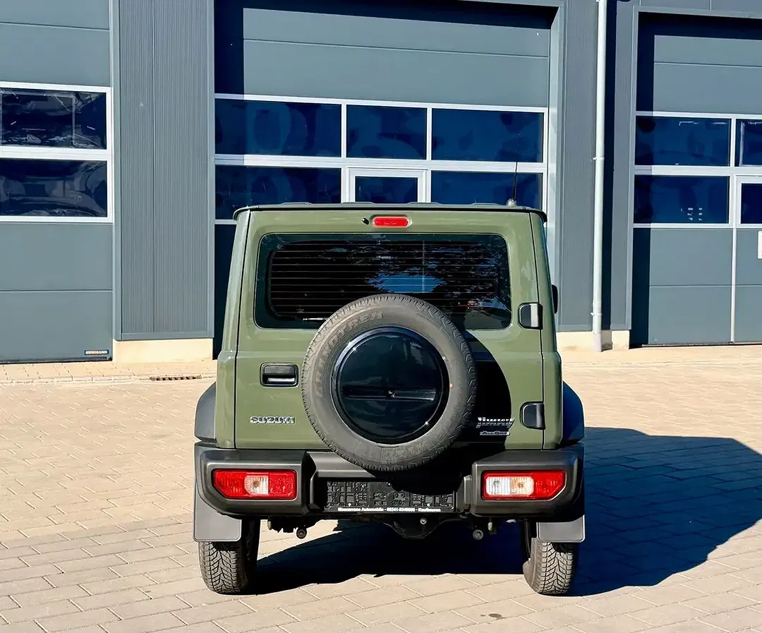Suzuki Jimny 1.5 - Thumbnail 3