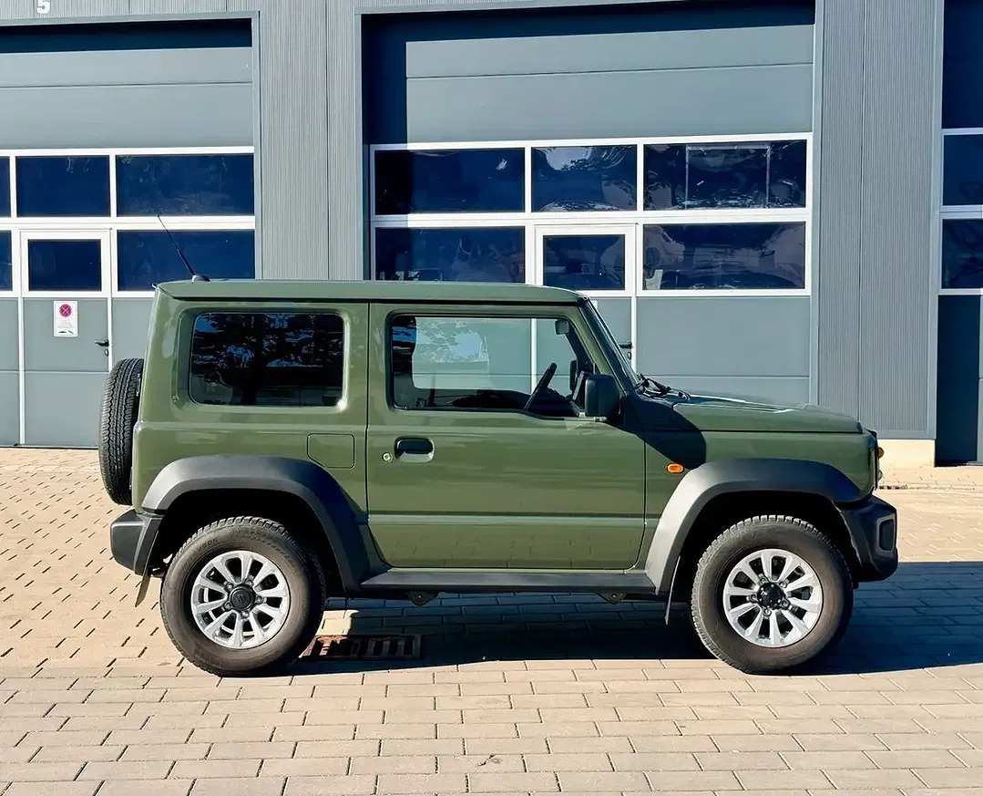 Suzuki Jimny 1.5 - Thumbnail 6