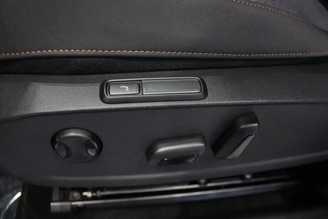CUPRA Born Edition - Thumbnail 12