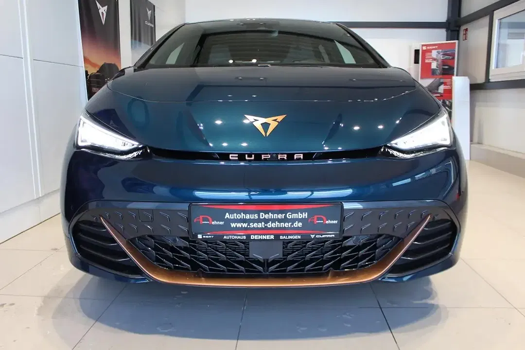 CUPRA Born Edition - Thumbnail 3