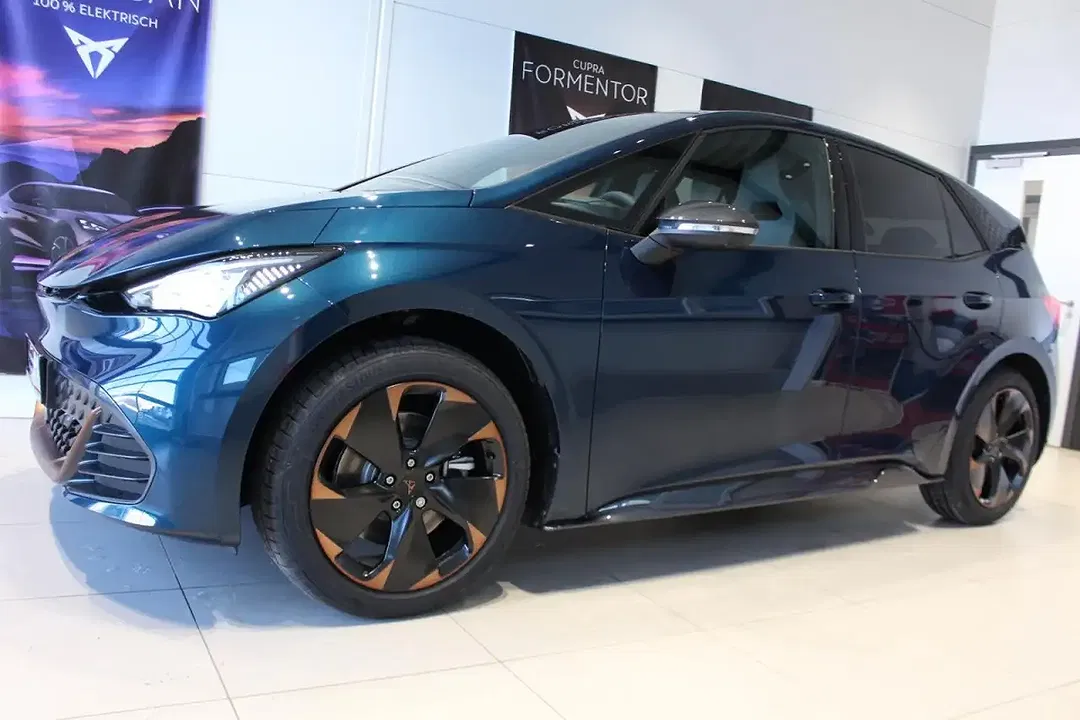 CUPRA Born Edition - Thumbnail 5