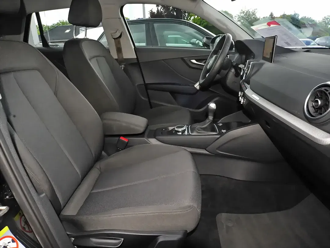 Audi Q2 30 TFSI advanced - Thumbnail 8