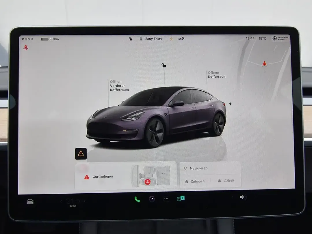 Tesla Model 3 RWD Standard Range - Thumbnail 17