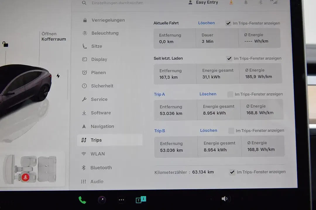 Tesla Model 3 RWD Standard Range - Thumbnail 23