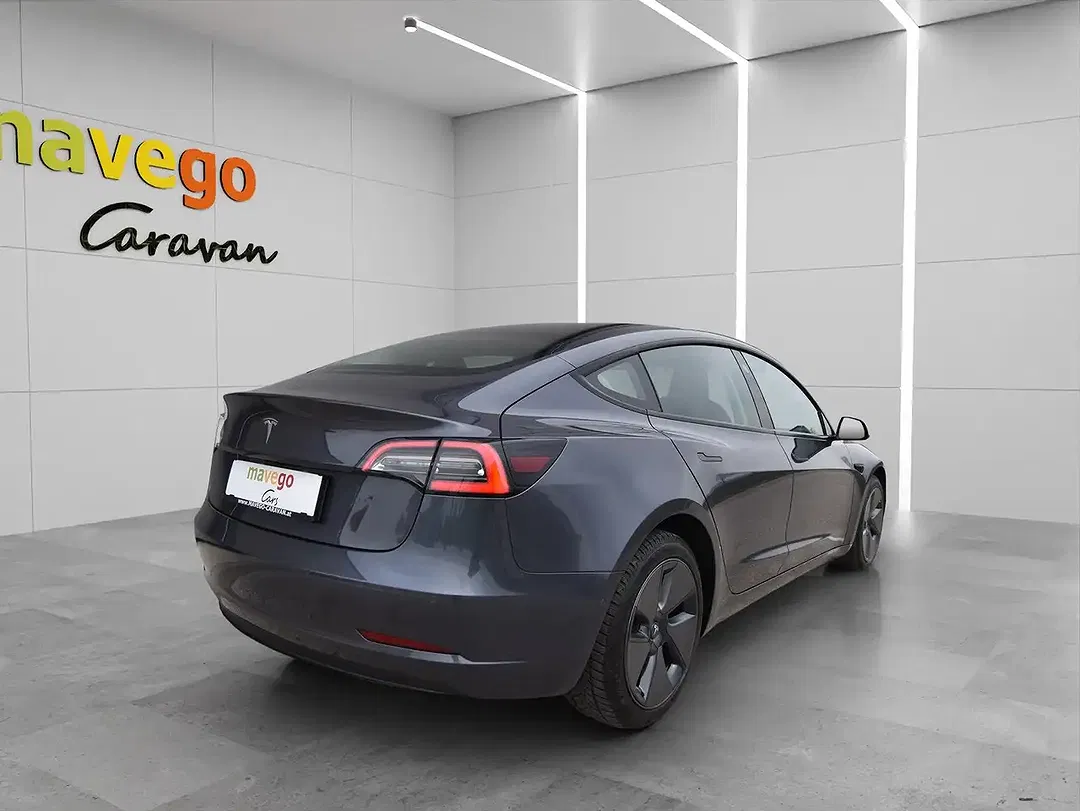 Tesla Model 3 RWD Standard Range - Thumbnail 6