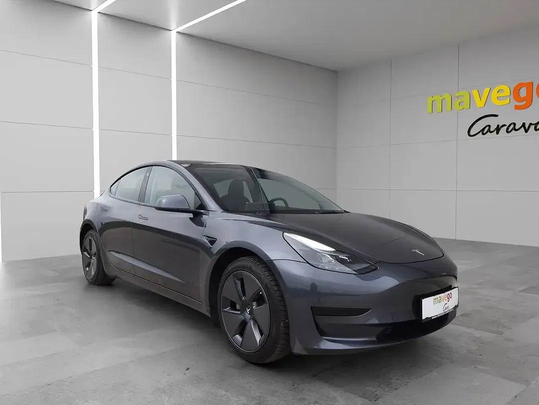 Tesla Model 3 RWD Standard Range - Thumbnail 8