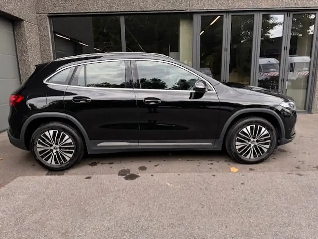 Mercedes-Benz EQA 250 - Thumbnail 5
