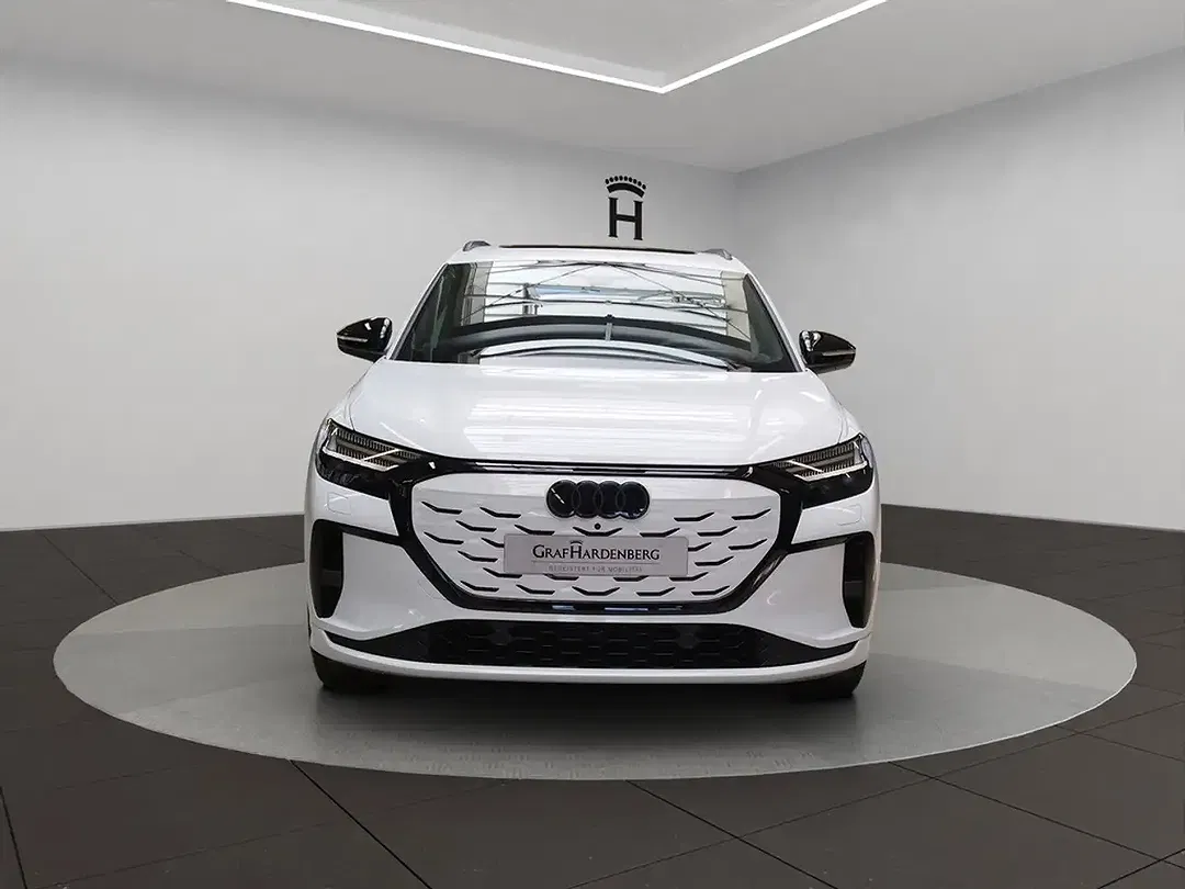 Audi e-tron quattro - foto 2