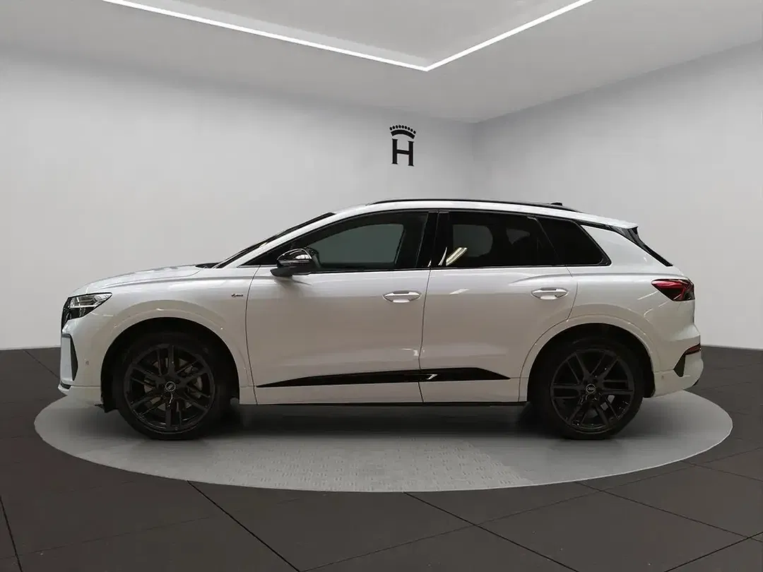 Audi e-tron quattro - Thumbnail 4