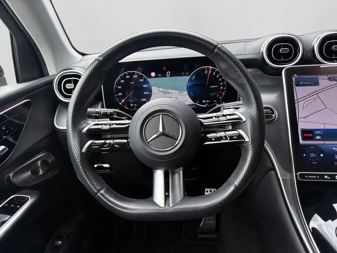 Mercedes-Benz GLC 300 4MATIC - Thumbnail 13