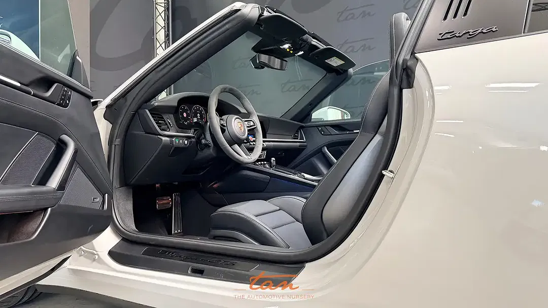 Porsche Targa 4 GTS - Thumbnail 14