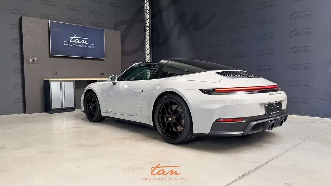 Porsche Targa 4 GTS - Thumbnail 5