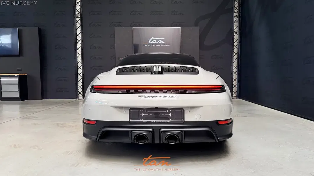 Porsche Targa 4 GTS - Thumbnail 6