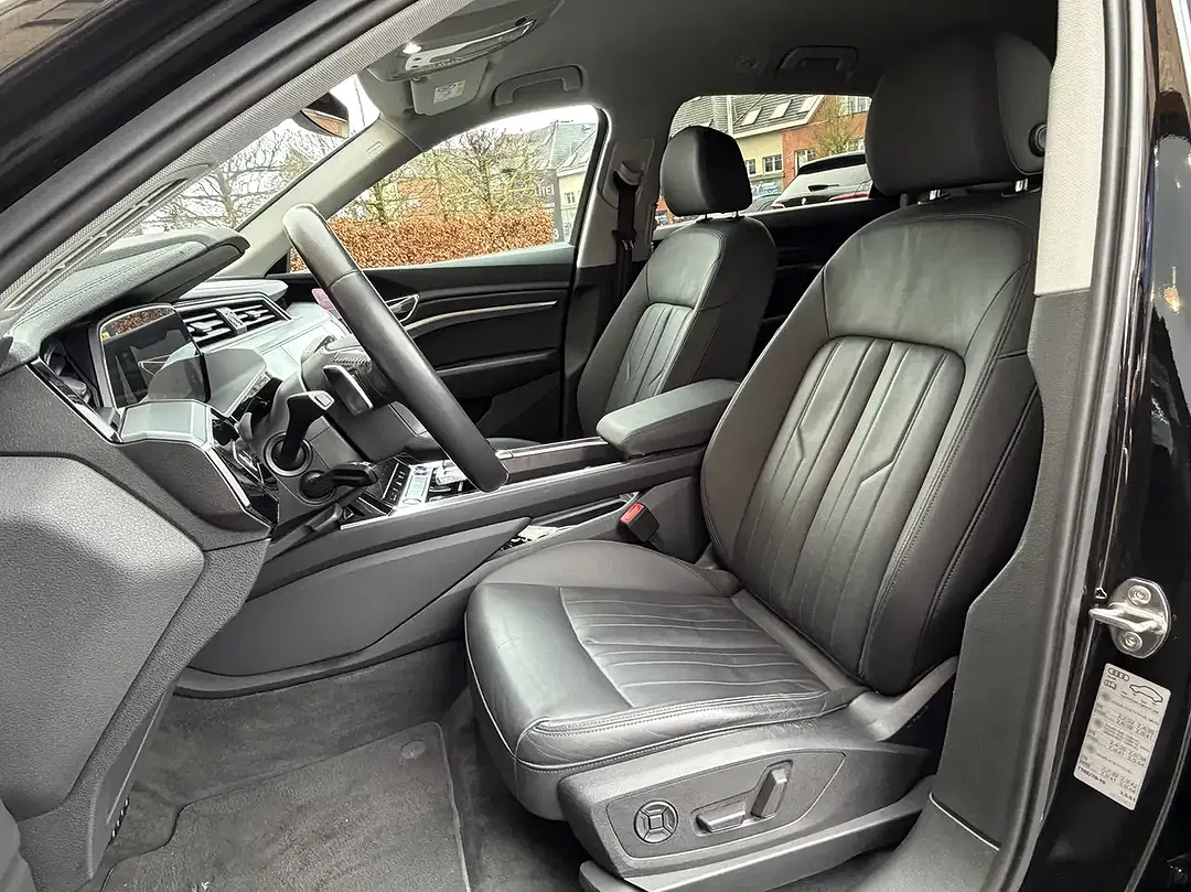 Audi e-tron 55 quattro advanced - Thumbnail 11