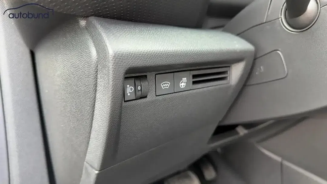 Citroen C4 1.2 PureTech Max - Thumbnail 12