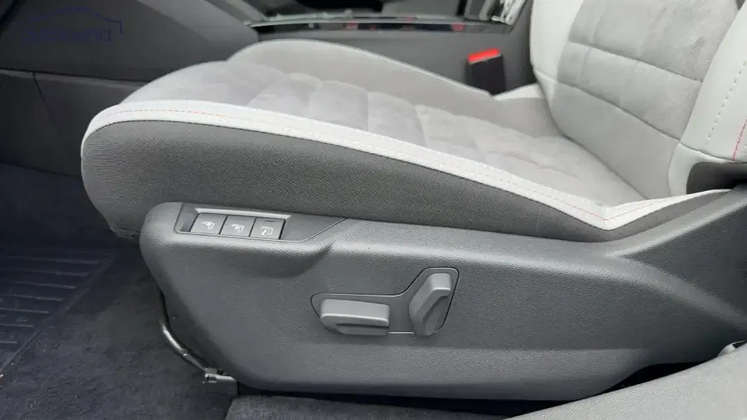 Citroen C4 1.2 PureTech Max - foto 13