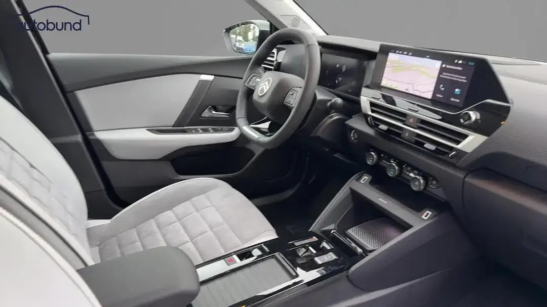 Citroen C4 1.2 PureTech Max - Thumbnail 5
