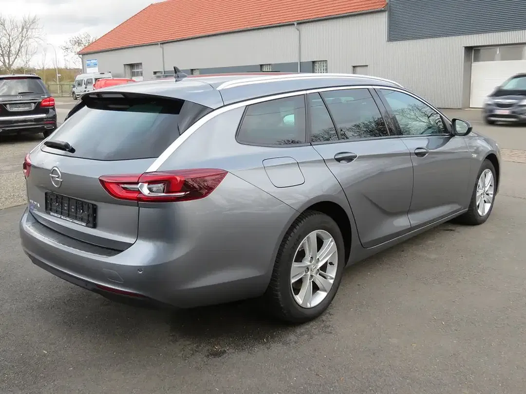 Opel Insignia Elegance - foto 2