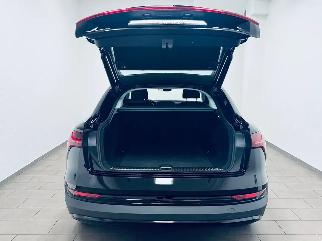 Audi e-tron 50 quattro Sportback - Thumbnail 11