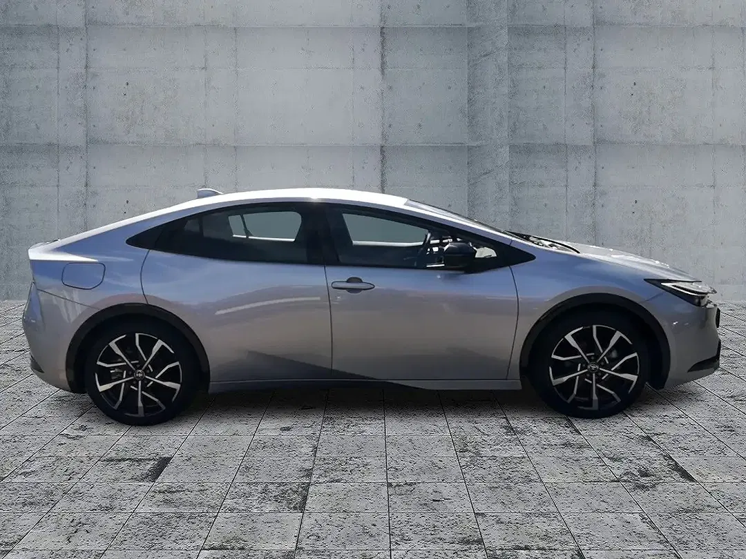 Toyota Prius Hybrid Executive - Thumbnail 7