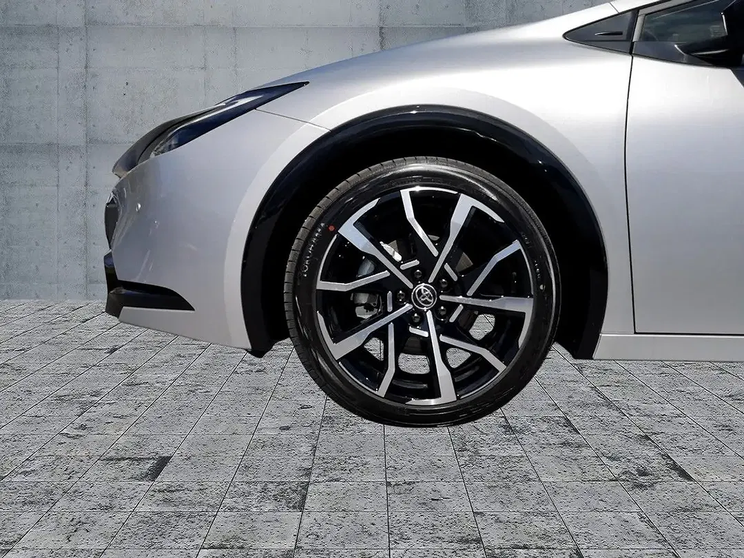 Toyota Prius Hybrid Executive - Thumbnail 8