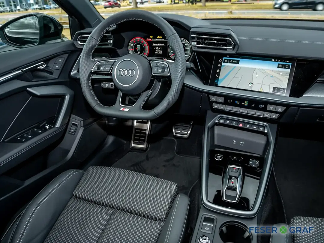 Audi A3 TFSI S tronic S line - Thumbnail 5