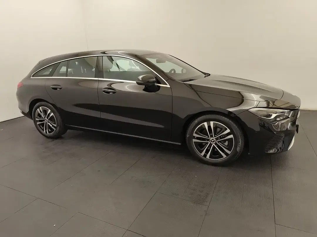 Mercedes-Benz CLA 200 Progressive Advanced - Thumbnail 3