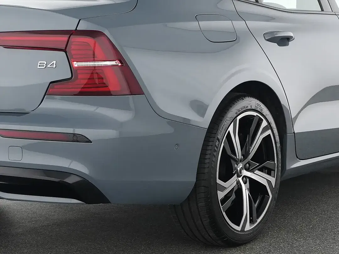 Volvo S60 B4 Plus Dark - Thumbnail 9