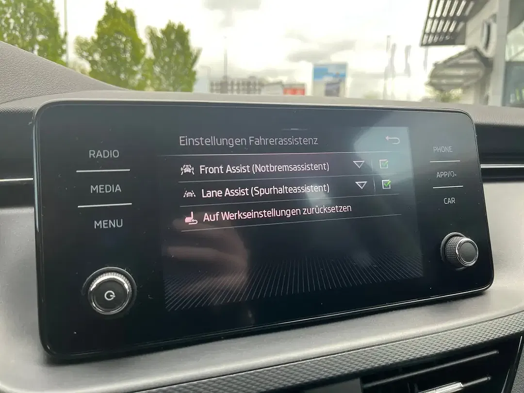Skoda Kamiq TSI - Thumbnail 15