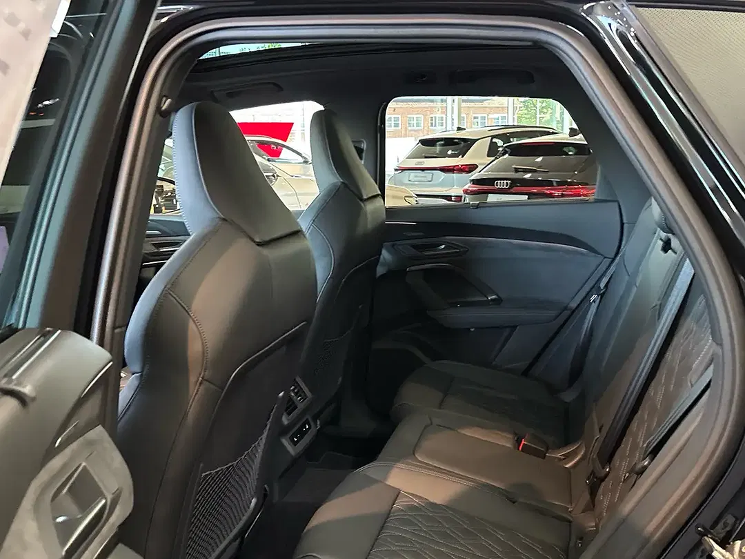 Audi SQ5 TFSI S tronic - Thumbnail 11