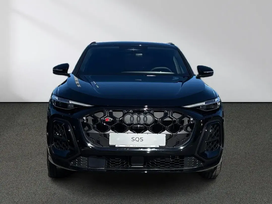 Audi SQ5 TFSI S tronic - Thumbnail 4