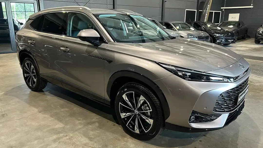 MG HS 1.5 Hybrid+ Turbo Luxury - foto 2