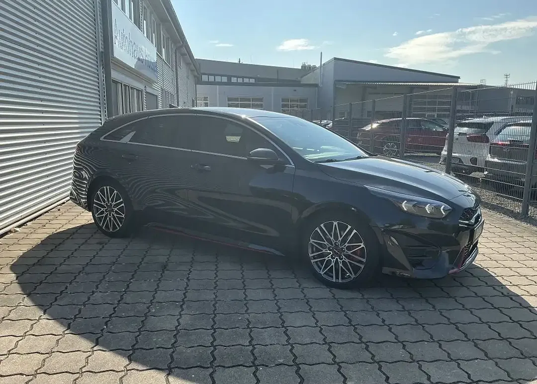 Kia ProCeed / pro_cee'd 1.6 T-GDI DCT GT Comfort - foto 2