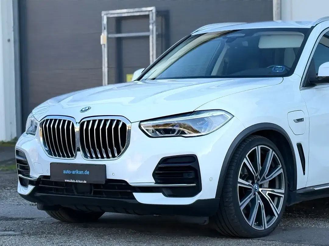BMW X5 xDrive - foto 1