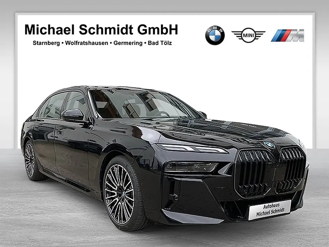 BMW 740 xDrive M - Thumbnail 6