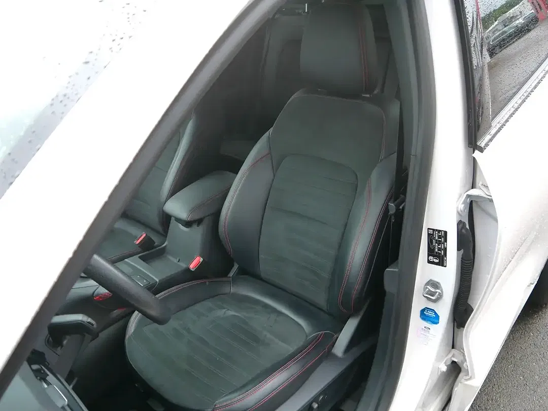 Ford Kuga 2.5 PHEV ST-Line X - Thumbnail 8