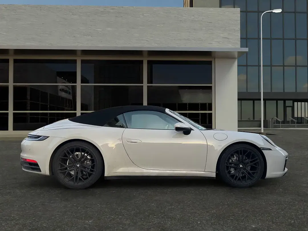 Porsche 992 4 Sport Chrono Cabriolet - Thumbnail 5
