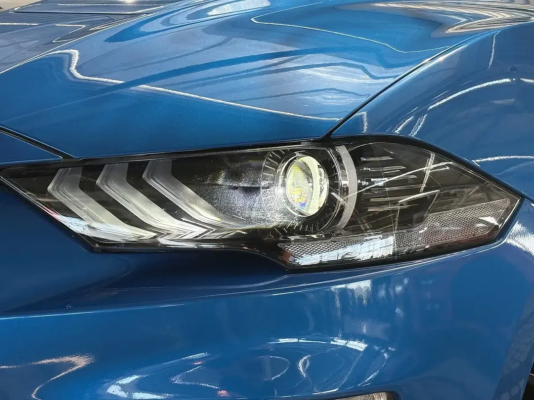 Ford Mustang GT - Thumbnail 6