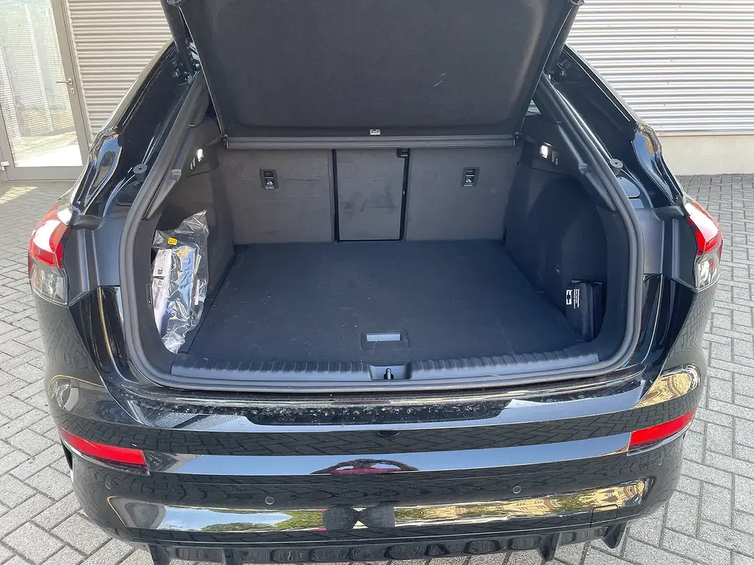 Audi e-tron quattro - Thumbnail 8