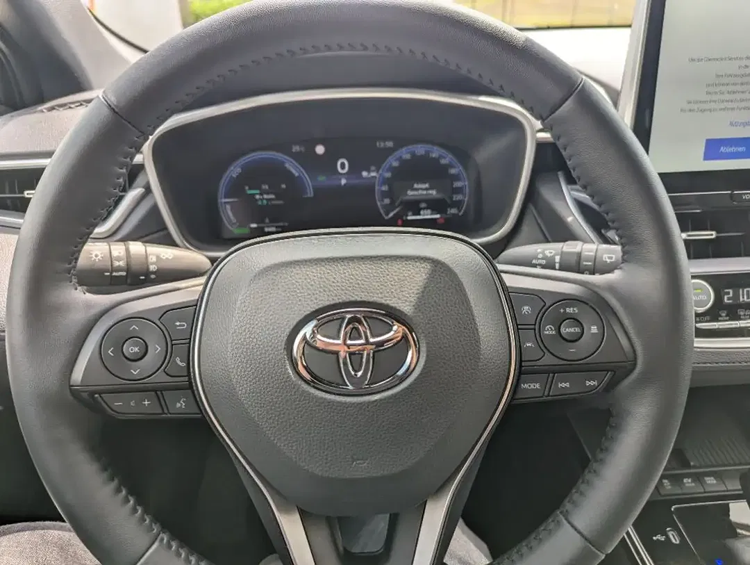 Toyota Corolla Cross VVT-i Hybrid Teamplayer - Thumbnail 9