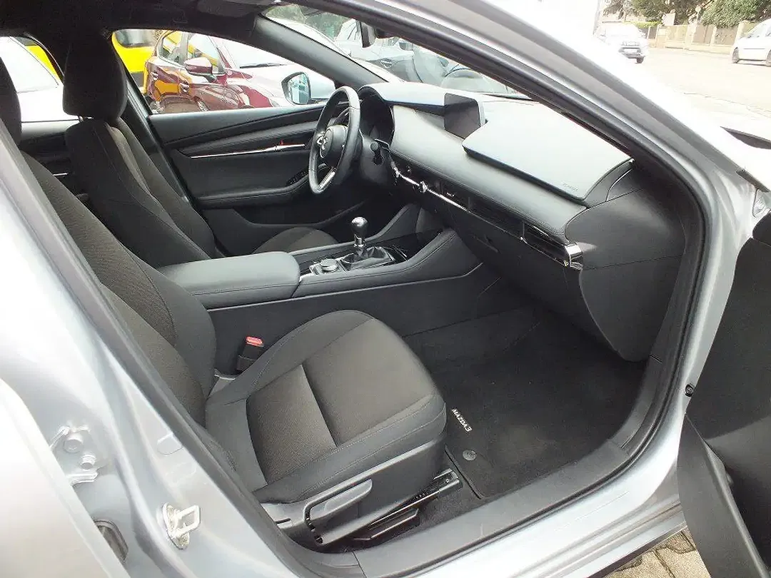 Mazda 3 2.0 SKYACTIV-G Hybrid Selection - foto 14
