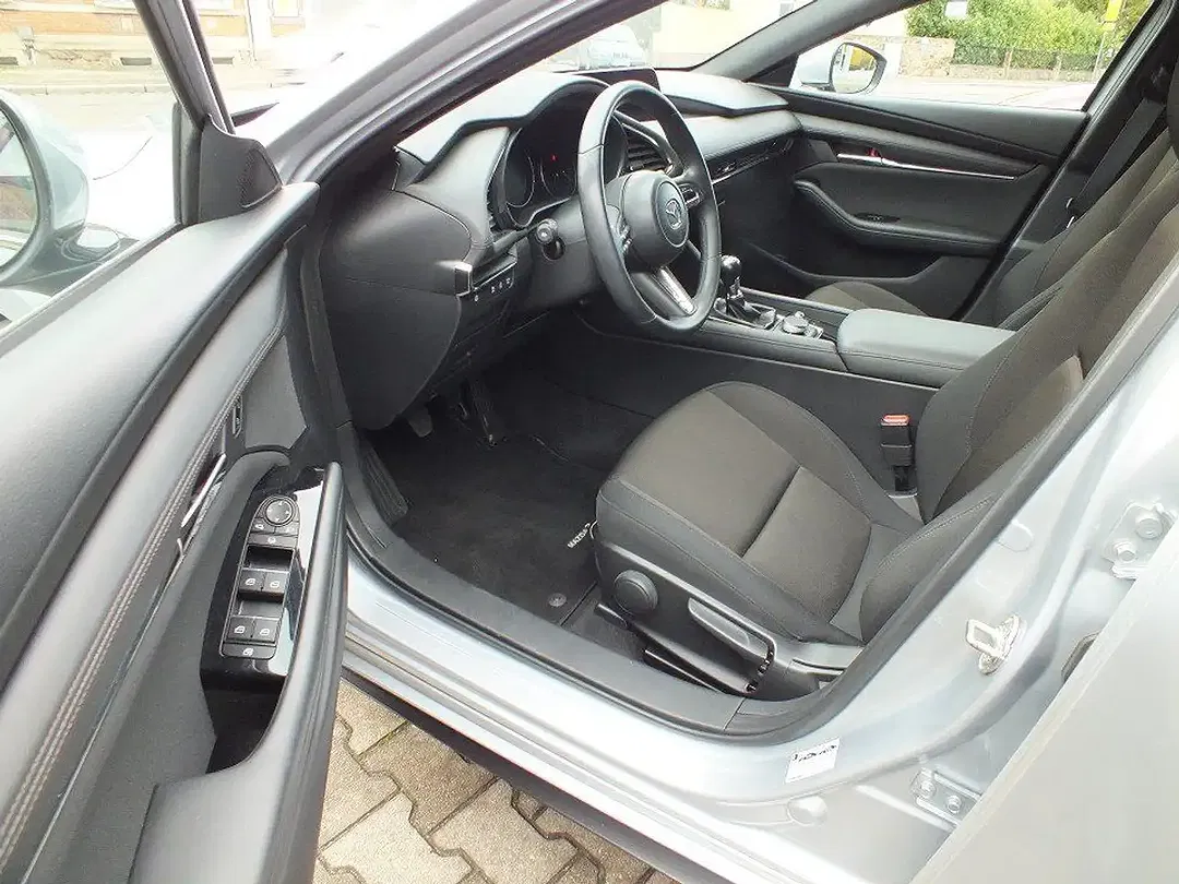 Mazda 3 2.0 SKYACTIV-G Hybrid Selection - Thumbnail 8