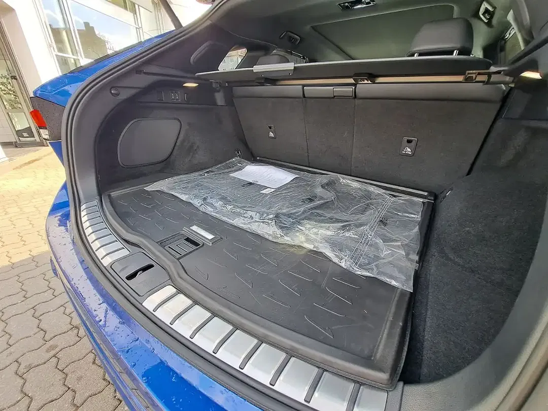 Lexus RX 500h F SPORT Performance - Thumbnail 8